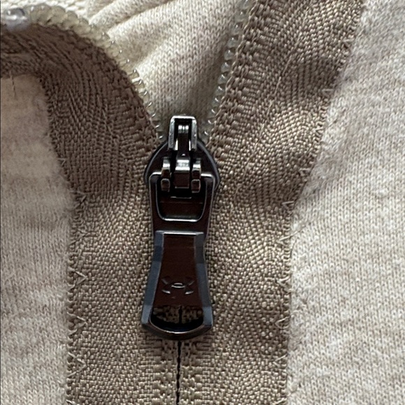 Under Armour Loose Fit Zip Sweatshirt Size Medium - Picture 6 of 7